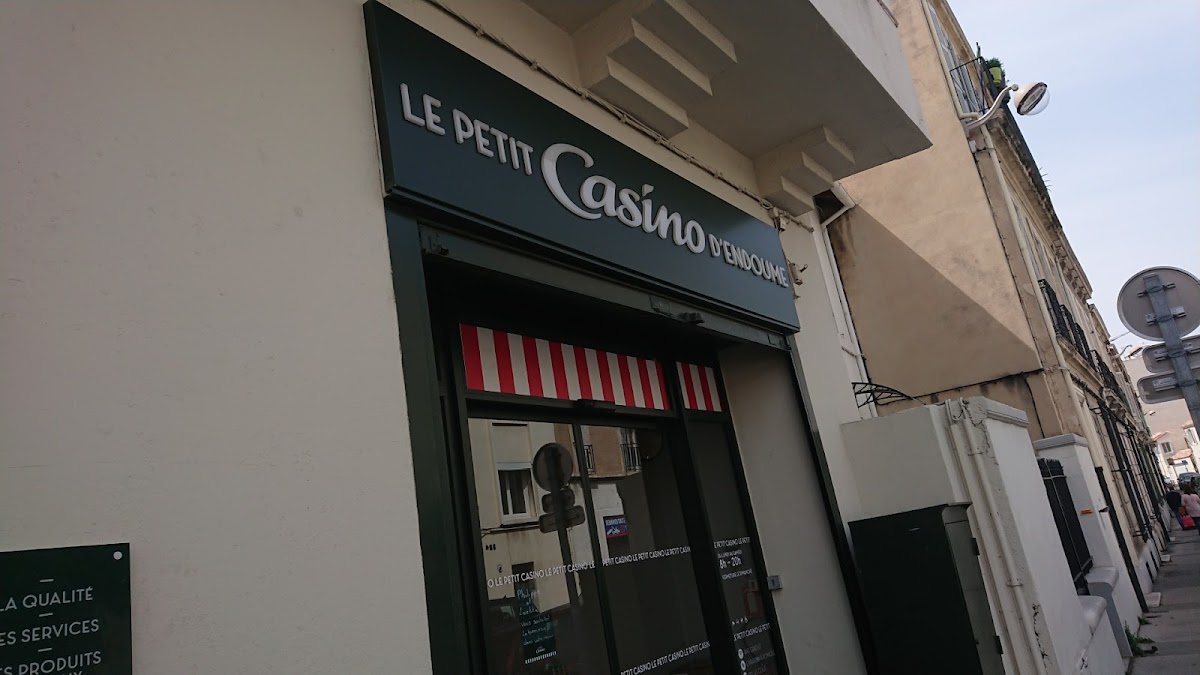 Le Petit Casino