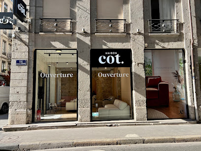 Maison Cot - Canapés conve...