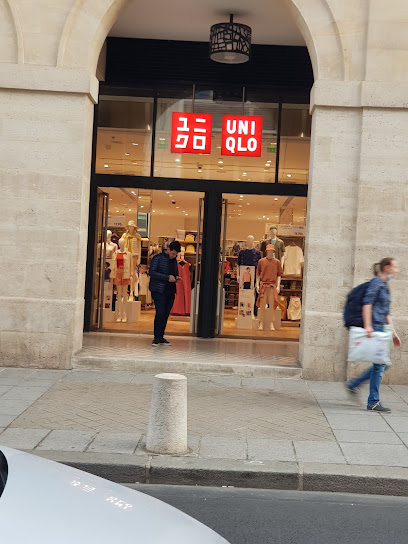 Uniqlo