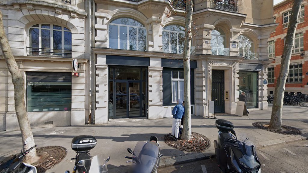 GCDS Showroom Paris