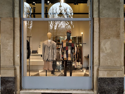 Acne Studios Palais Royal