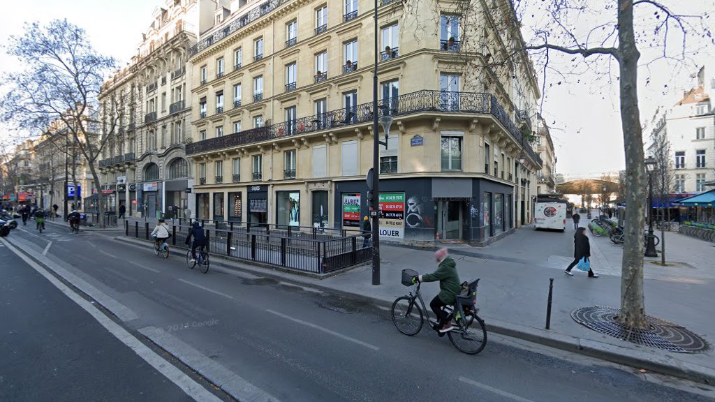 Cyberhalles