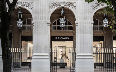 Delvaux Palais Royal