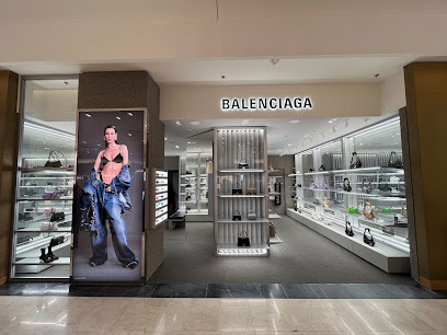 BALENCIAGA