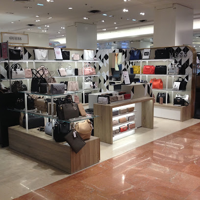 GUESS FOOTWEAR