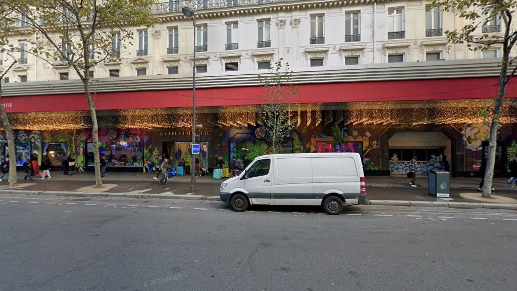 ZAPA Galeries Lafayette Haussmann