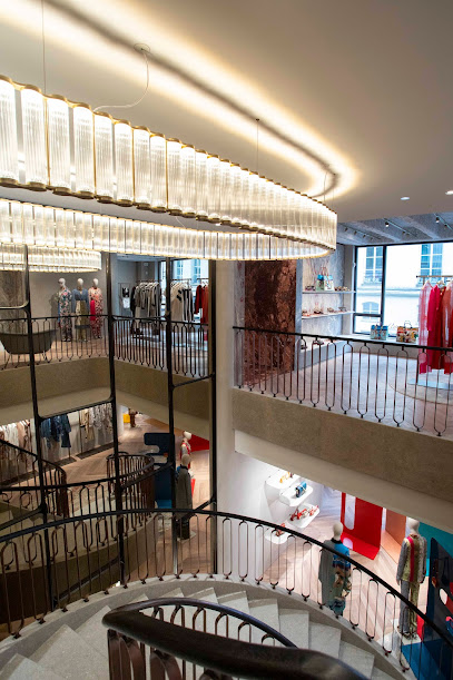 PORTS 1961 Paris Flagship